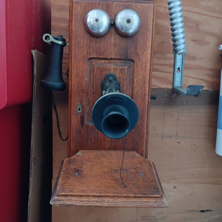 Antique Wind Up Phone