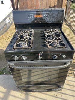 GAS STOVE