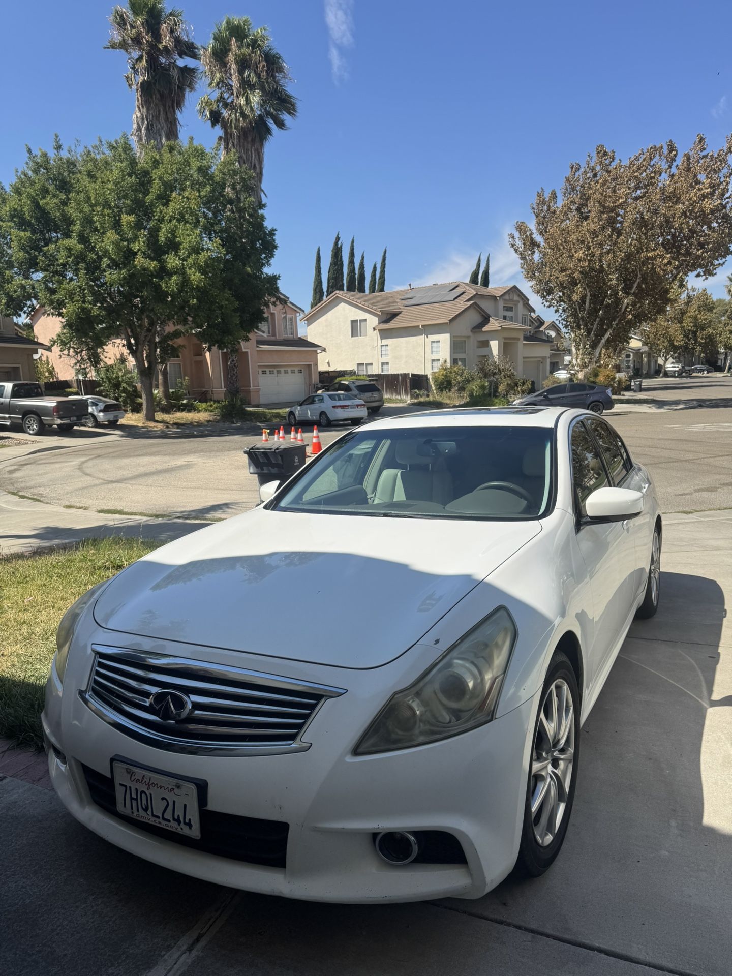 Infiniti G37