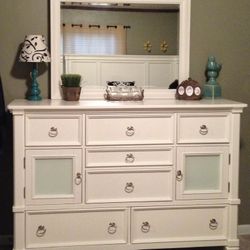 Farmhouse Dresser, Mirror & King Bed Frame *Please See Description For Details*