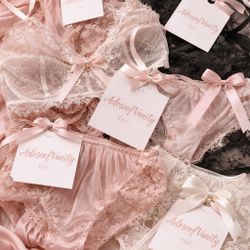 AdoseofVanity llc 