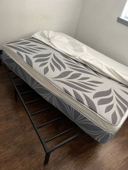(Read descr) Full mattress/frame