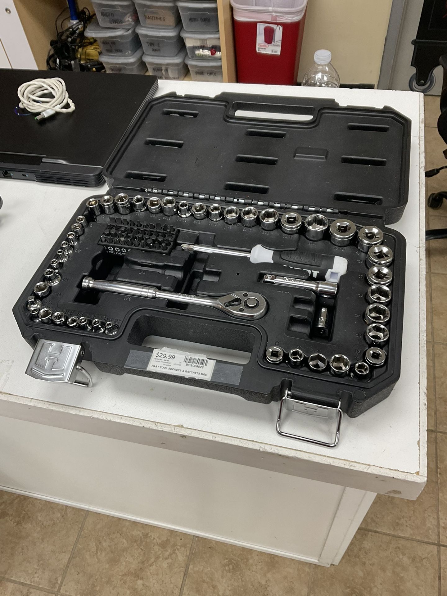 Hart 30 Piece Mechanic Set