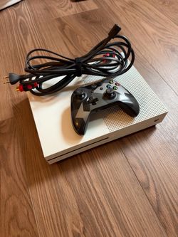 Xbox One S (Model 1681) – Great Condition + Controller & Power Cable