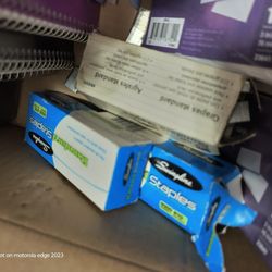 Staples pack