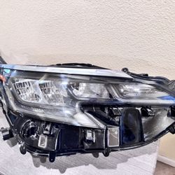 2021 To 2025 TOYOTA SIENNA RH HEADLIGHT 