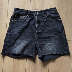 Denim Forum The Yoko Hi rise Mid thigh Denim Short size 27