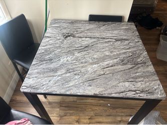 Dinning table