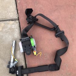 2016 Hyundai Veloster Left Seatbelt Part