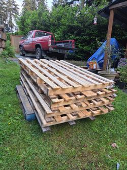 Four wide long pallets