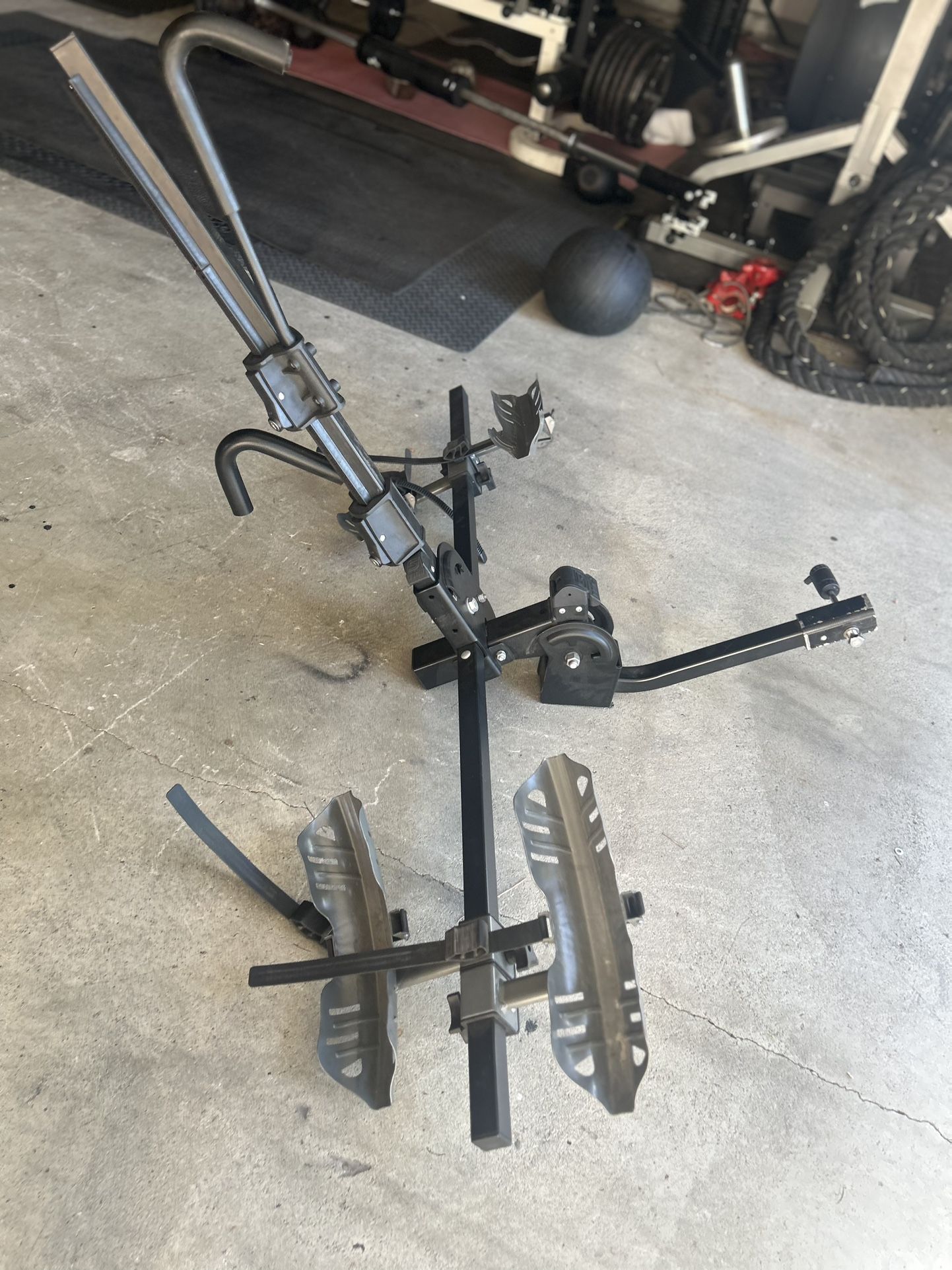 2 Bike Hitch Rack With Locking Mechanism