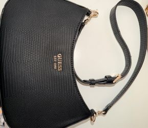 Guess Shoulder bag