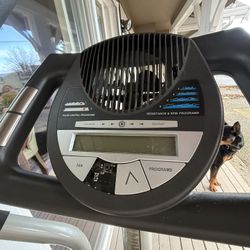Free Elliptical Exercise Machine