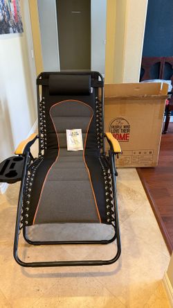 New In Box Portable Padded Zero Gravity Patio Recliner Chair Outdoor