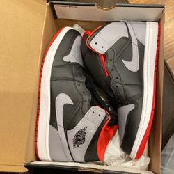 Air Jordan 1 Mid (Black/Cement Grey-Fire Red)