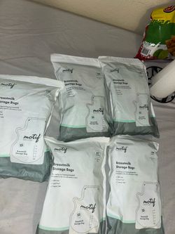 Breastmilk storage bags