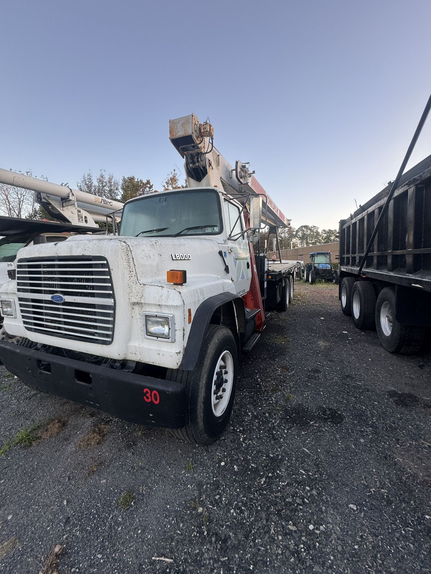 1996 Ford L8000