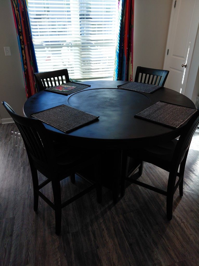 Table And Chairs
