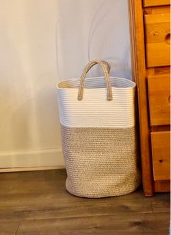 RUVOO woven laundry basket with handles