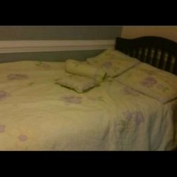 Pottery Barn Queen Ligth Blanket 
