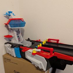 PAW Patrol: The Mighty Movie, Aircraft Carrier HQ