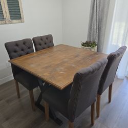 Dining Table & Chairs