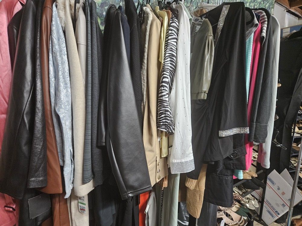 Woman's clothes and shoes -READ DESCRIPTION