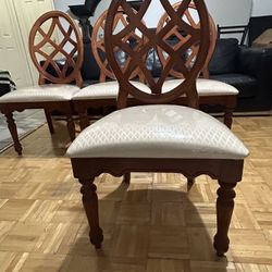 4 Dining Chairs (Wooden/Fabric) 