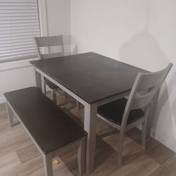 KITCHEN  TABLE AND CHAIRS
