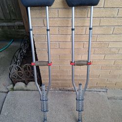 Aluminum Crutches 