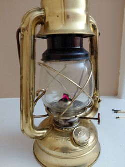 Oil lantern