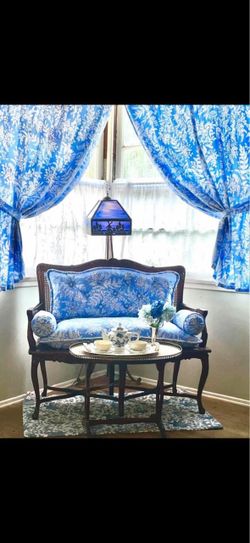 French Couch/Settee with Matching Curtains