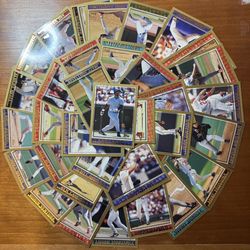 1998 Topps Baseball Cards  420 From Series  1& 2 Baseball Cards