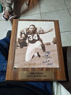 JOE PERRY HALL OF FAME PLACK