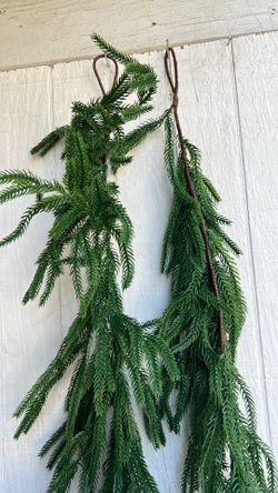 Guirnalda de Navidad de 9 pies de pino de Norfolk, guirnalda de vegetación artificial de toque real verde para repisa, chimenea, mesa, decoración para