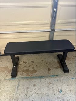 Heavy duty flat bench