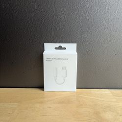 USB-C to Headphone Jack Adapter 