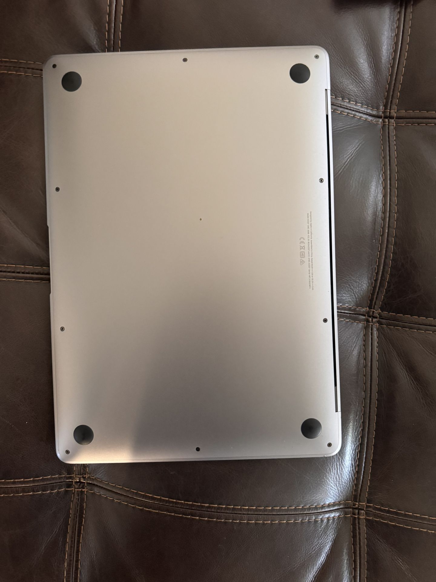 MacBook Air M1 2020 13.3 Inch 