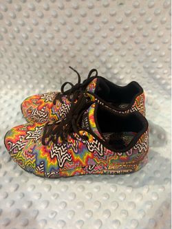 Skechers Uno Rainbow zig zag