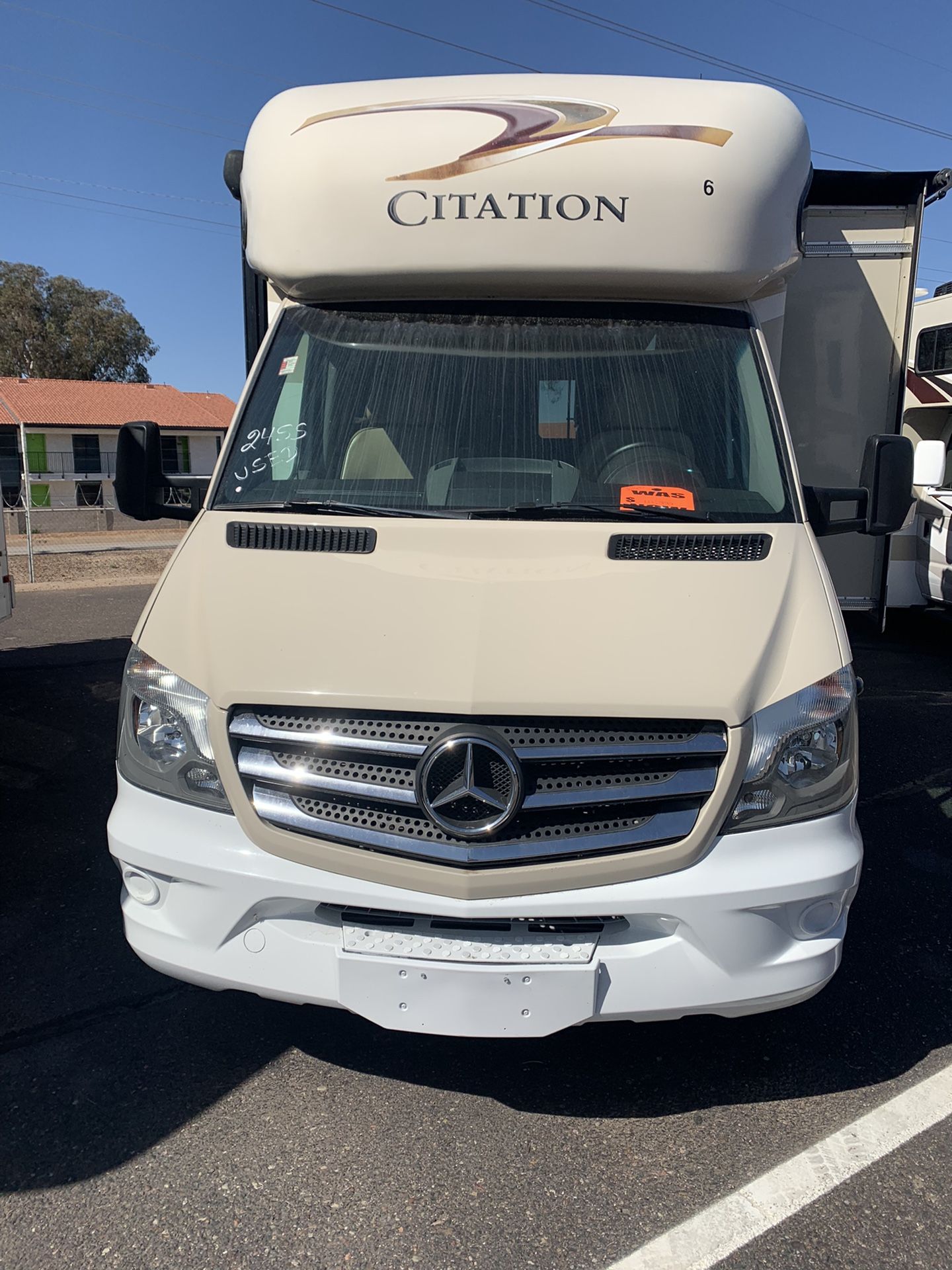 2018 CLASS C CHATEAU 24 Ft Motorhome