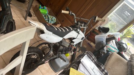 Moded razor