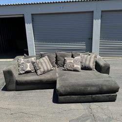 Sectional Couch With Detached Ottoman