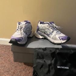‘Balenciaga Runner Sneaker Purple’