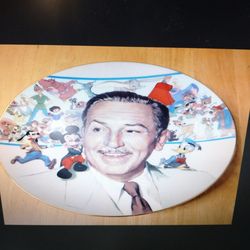 Disney Walt Disney 85th Anniversary Collector Plate Limited Edition #14409