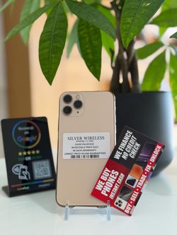 IPHONE 11 PRO 64GB UNLOCKED 💛