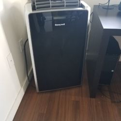Portable Air Conditioner - Honeywell 3 in 1,  14,000 BTU