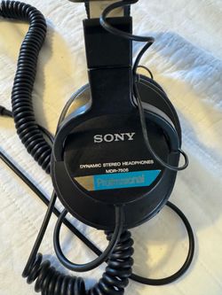 Headphones Sony  MDR-7506