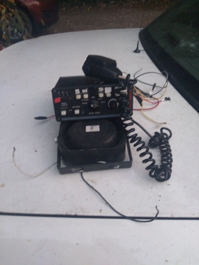 Code3 Siren & Light Conrol with Unknown Brand Speaker