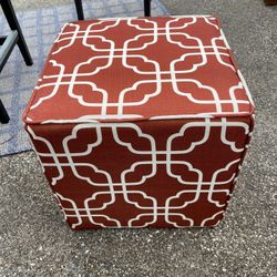 Ottoman, Cube