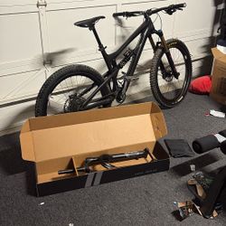 Santa Cruz Nomad CC Mountain Bike